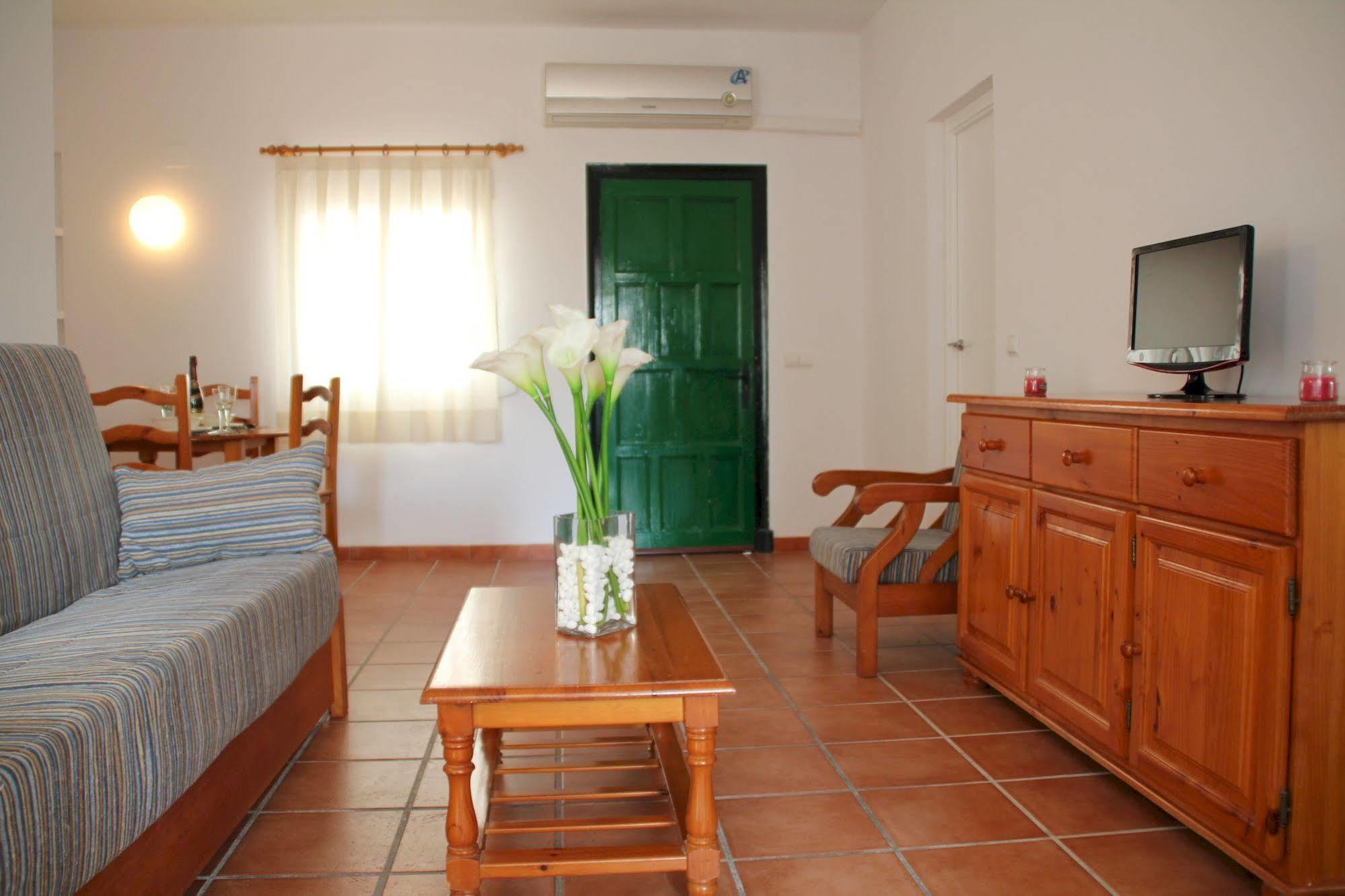 ホテルBungalows El Arenal Jávea エクステリア 写真