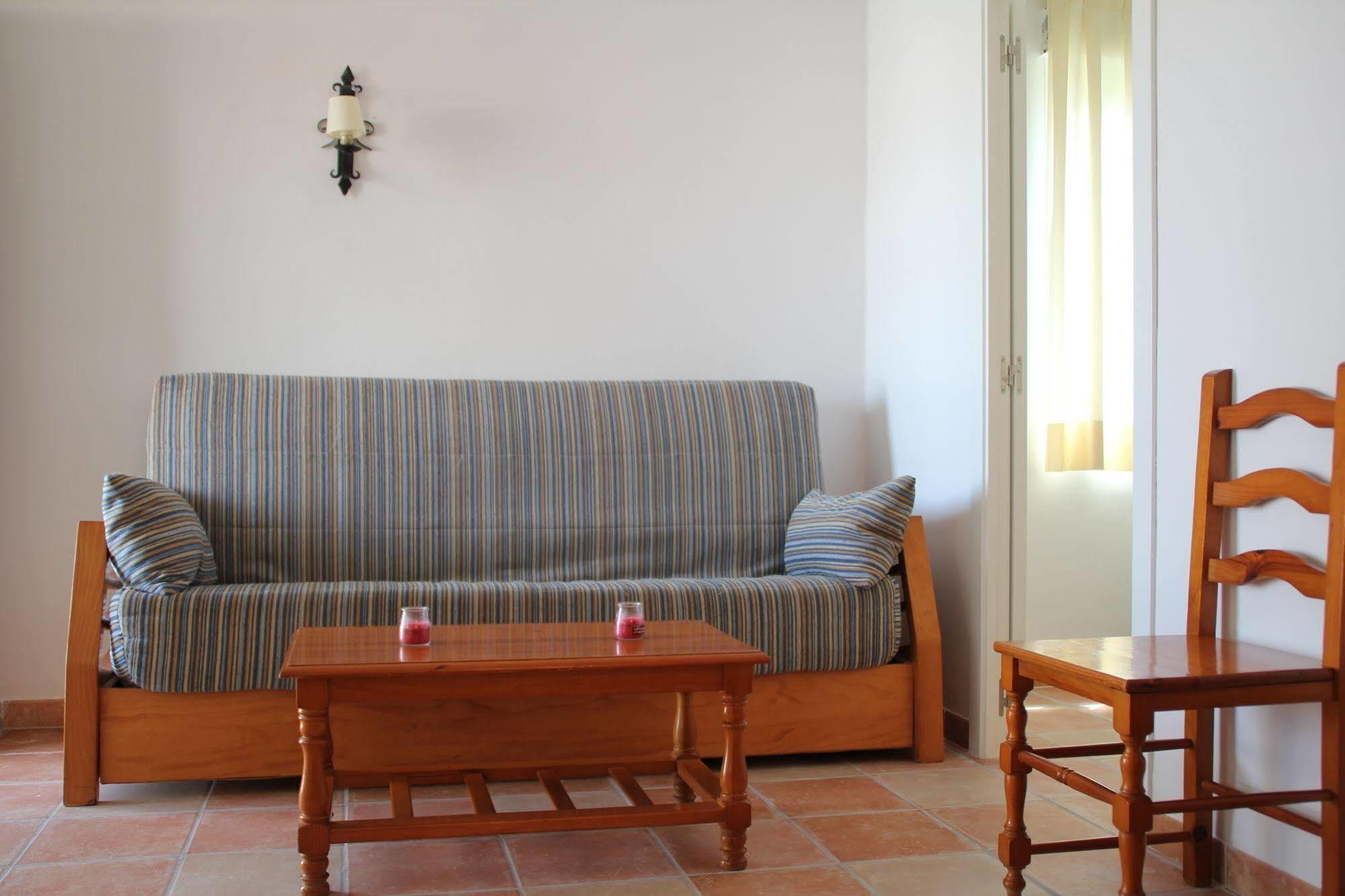 ホテルBungalows El Arenal Jávea エクステリア 写真