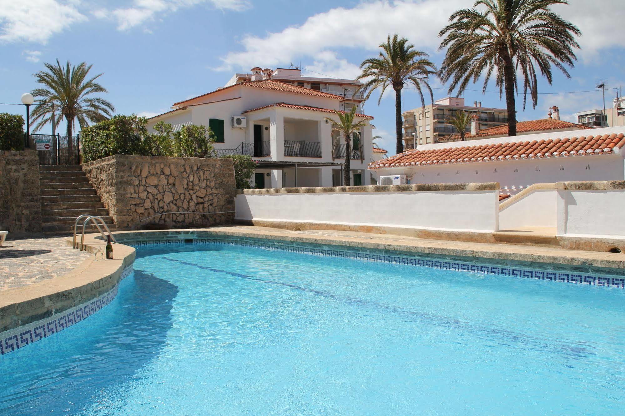 ホテルBungalows El Arenal Jávea エクステリア 写真